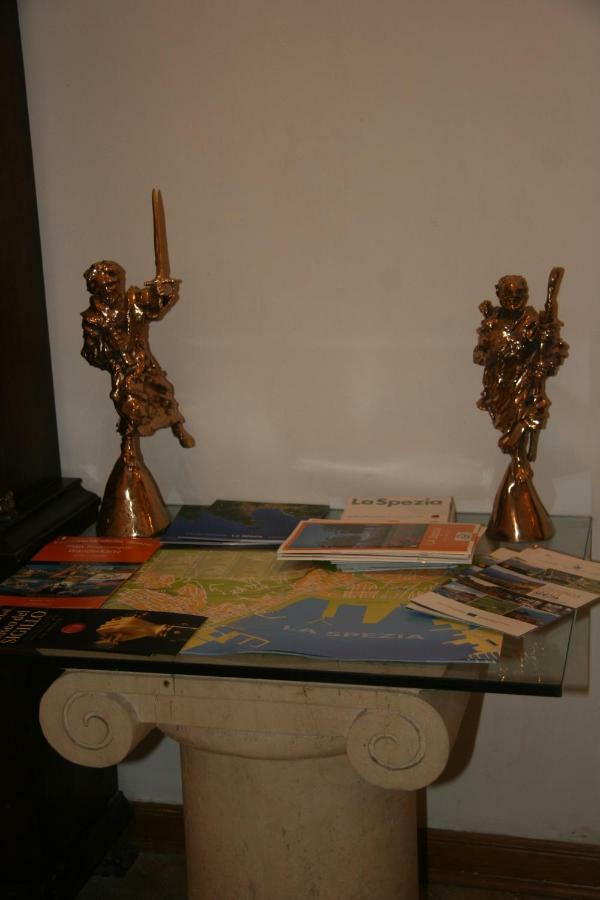 Sculptor House Appartement La Spezia Buitenkant foto